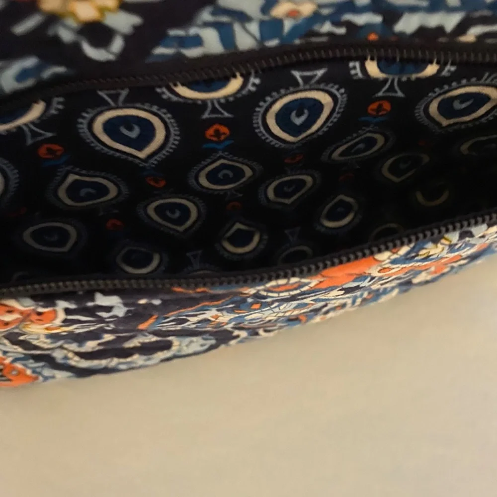 Vera Bradley bag - Picture 3 of 5